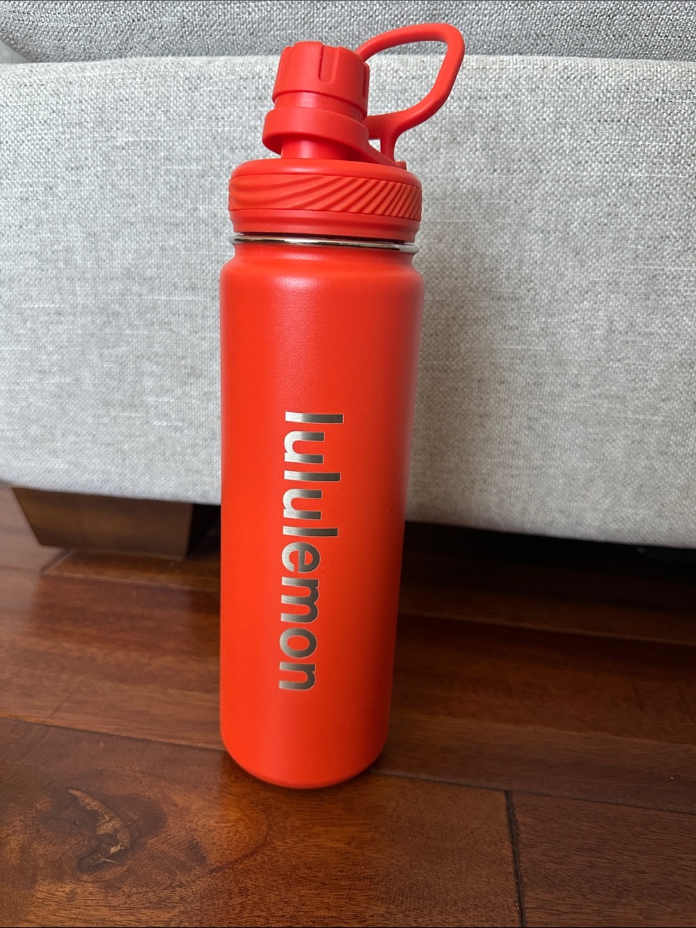 Lululemon back to life sports bottle 24oz